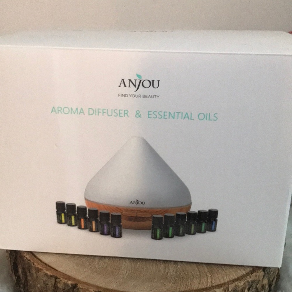 Anjou Diffuser & Essential oils used only once .